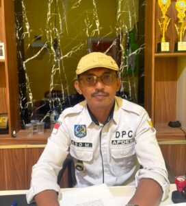 Screenshot_2026-07-08-12-02-50-286_com.whatsapp-edit